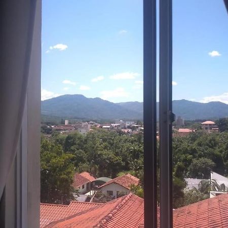 Pousada Guesthouse Тимбо Экстерьер фото